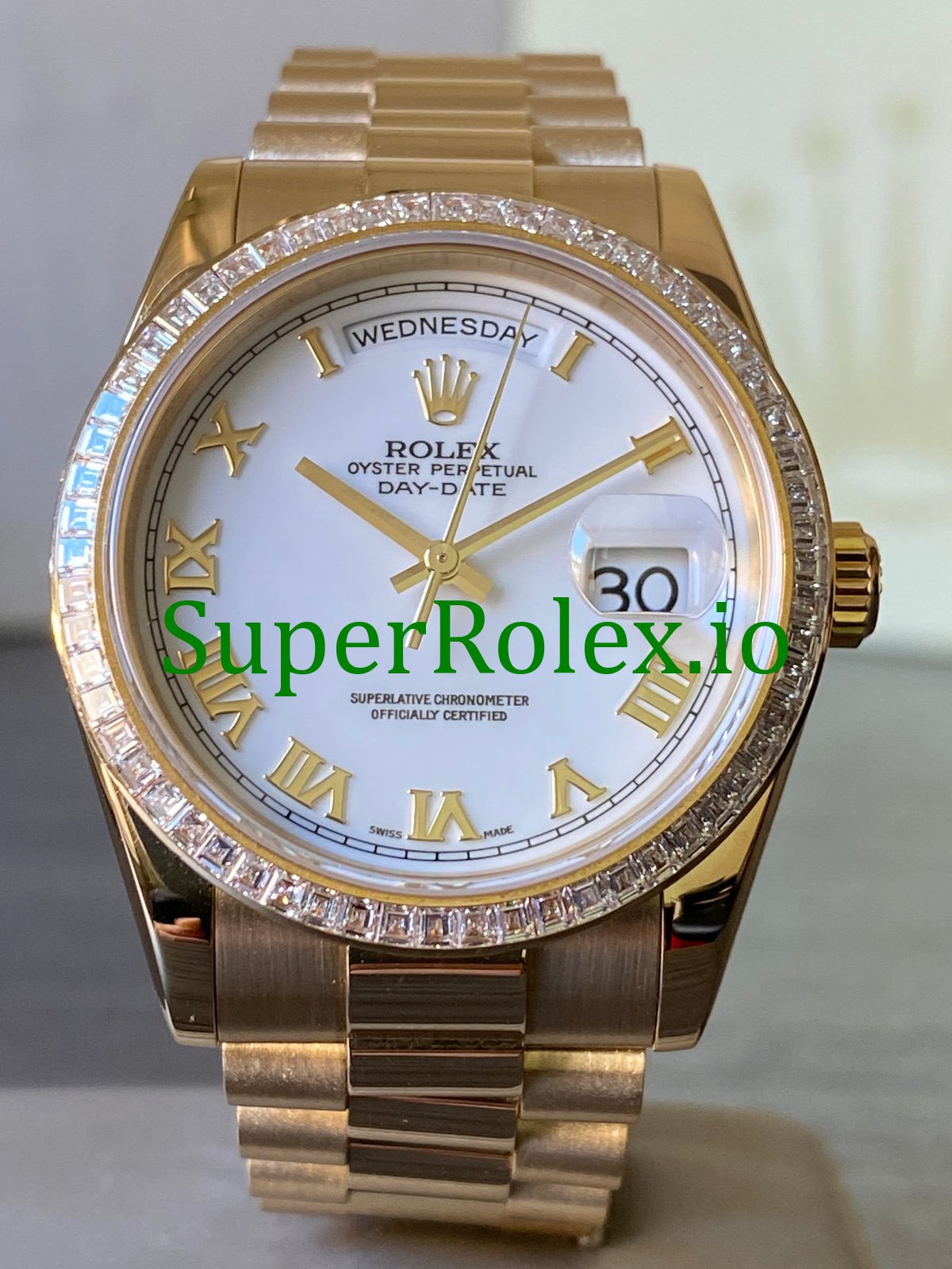 1yu1wuxs-4556 Rolex Day-Date 36MM Yellow Gold White Roman Dial Ref.118398BR - Image 1