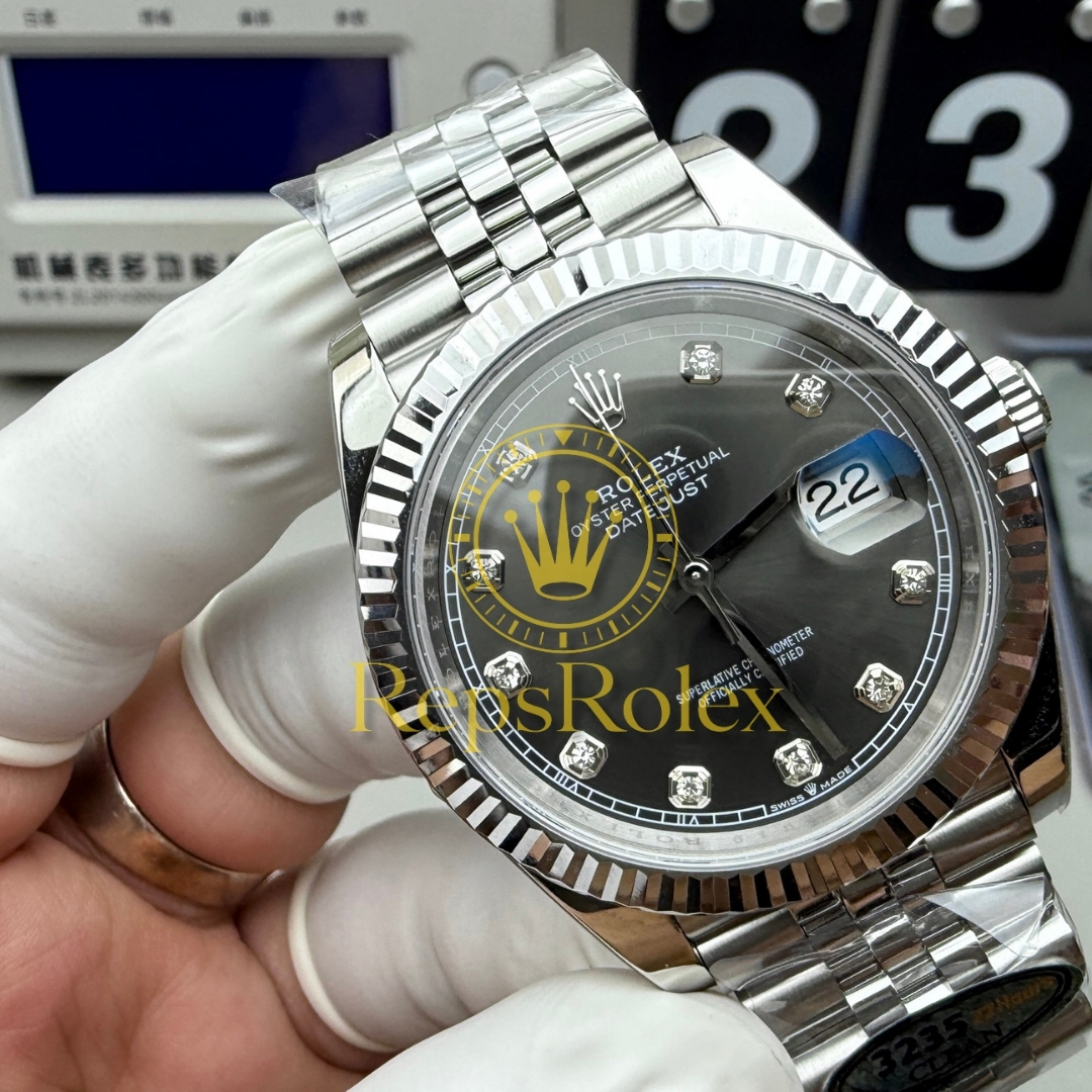 Rolex_Datejust_41_Slate_Diamond_Dial_126334_with_Fluted_Bezel_and_Jubilee_Bracelet