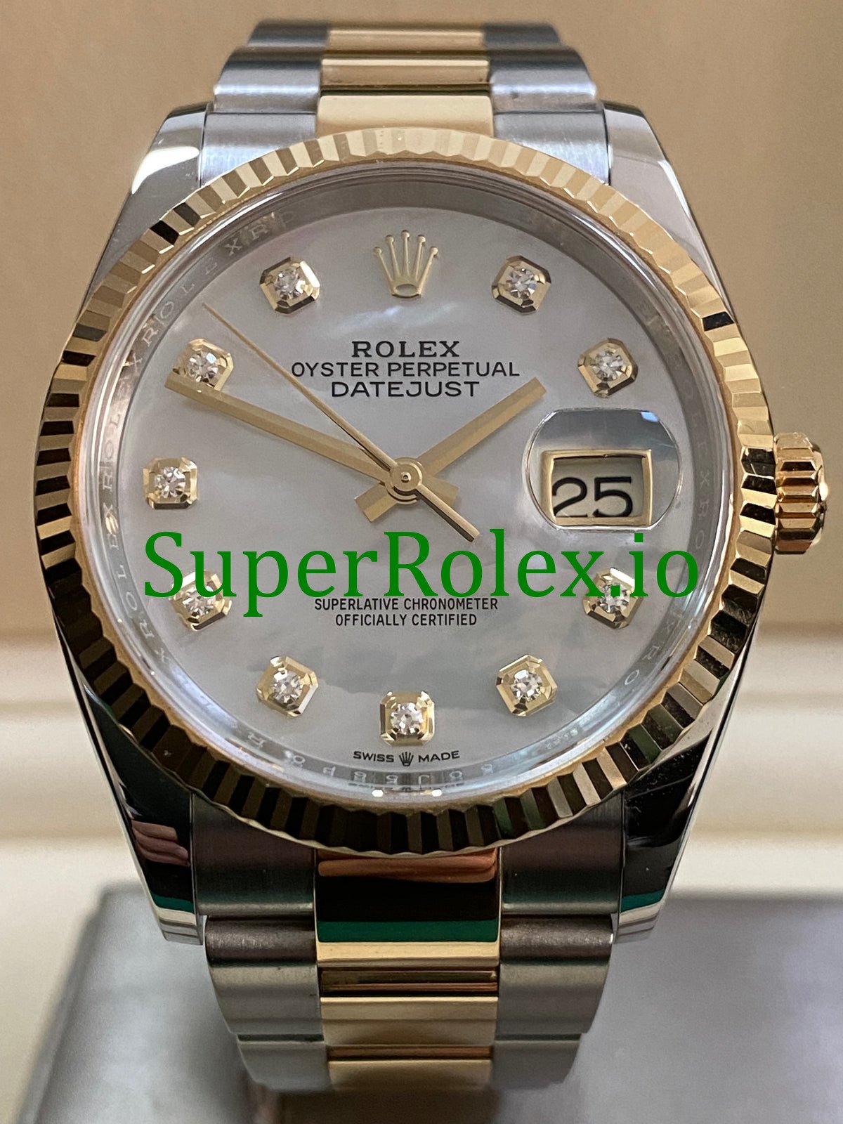 ei3kbxnf-4305 Rolex Datejust 36 Yellow Gold Mother of Pearl Diamond Dial Ref.126233 - Image 1