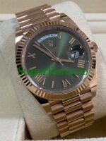 Rolex Day-Date 40MM Everose Gold Ref.228235 Olive Green Roman Dial - Image 4