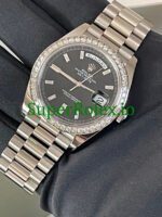 Rolex Day-Date 40 White Gold Ref.228349RBR Black Baguette Diamond Dial - Image 3